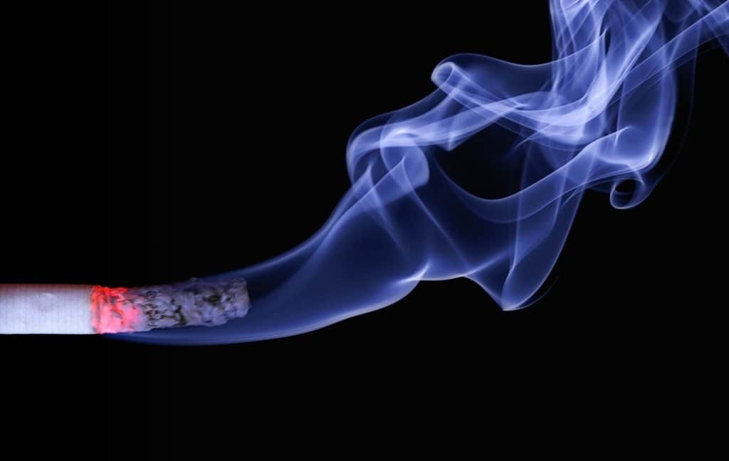 Tabagismo e saúde bucal: riscos e prevenção 4 tabagismo e saude oral